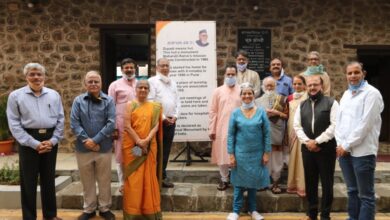 महर्षी कर्वे स्त्री शिक्षण संस्थेस ऋषीतुल्य पुरस्कार