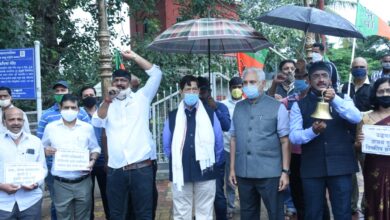 मंदिरे उघडली नाही तर मंदिर सत्याग्रह करावा लागेल -खासदार गिरीश बापट