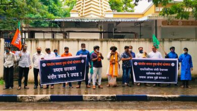 डहाणूकरमध्ये वासुदेवानं गायल मंदिर उघडण्यासाठी गाऱ्हाणं