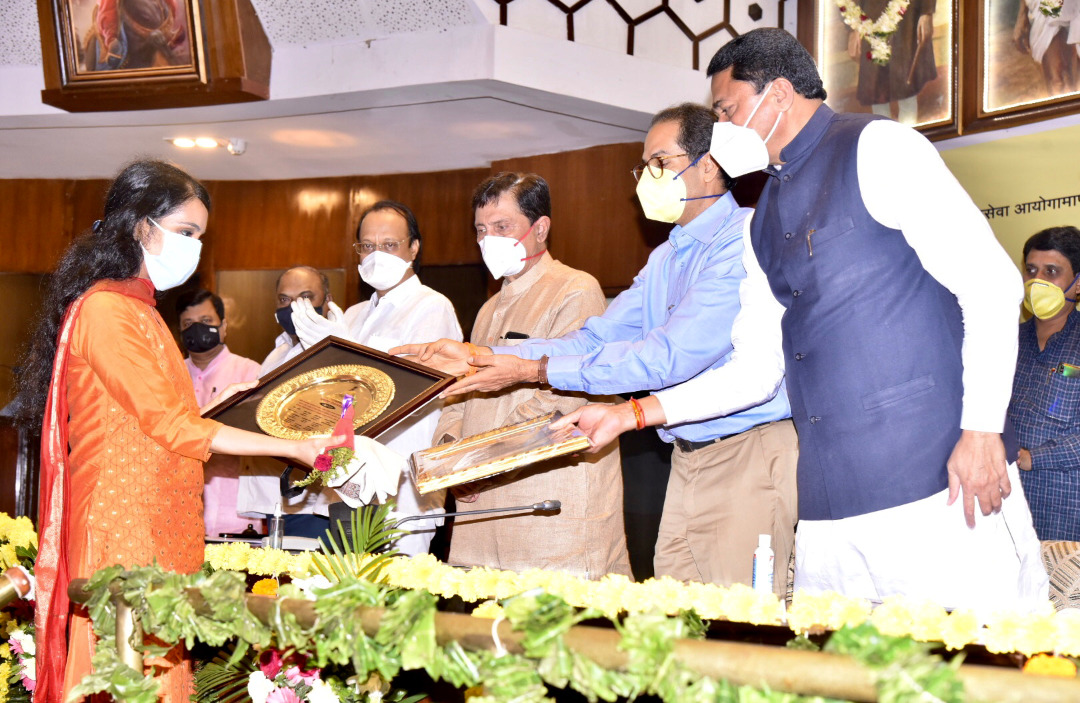 माती आणि मातेला विसरू नका- मुख्यमंत्र्यांचा सल्ला