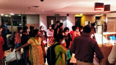 हैद्राबादहुन आलेल्या ४० नर्सेस पुण्यात दाखल