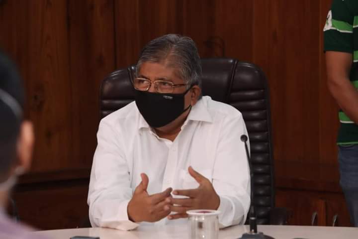 शेतकऱ्यांना वर्षानुवर्षांच्या बंधनातून मुक्त करण्यासाठी मोदींना पाठिंबा द्या- चंद्रकांत पाटील