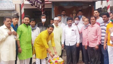 विठ्ठल रुक्मिणी मंडळाच्या गणेशाचे साध्या पद्धतीने विसर्जन