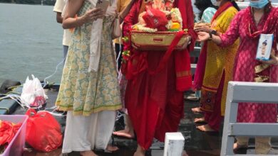 सिंगापूरमध्ये ही बाप्पाला निरोप.