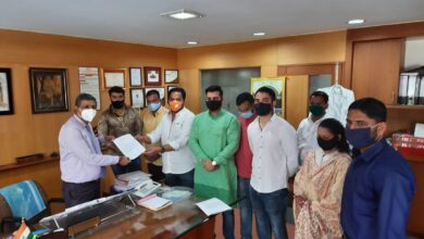 डेंटल कॉलेजची परीक्षा ऑनलाईन घ्यावी. अन्यथा आंदोलनाचा युवासेनेचा इशारा