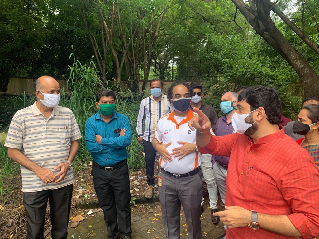 महापौरांच्या प्रयत्नांमुळे कोथरूडमधील परांजपे हायस्कूल जवळच्या रस्त्याचा प्रलंबित प्रश्न मिटला.