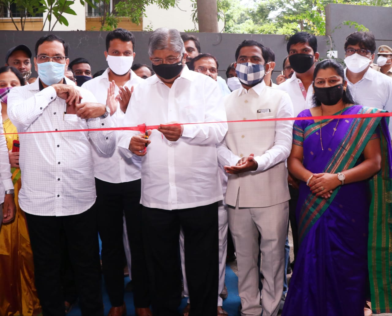 प्लाझ्मादान व रक्तदानासाठी स्वराज प्रतिष्ठान व प्रल्हाद सायकर यांनी घेतला पुढाकार