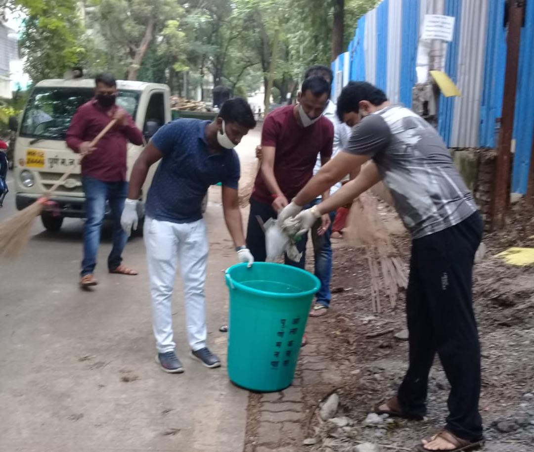 पंतप्रधान नरेंद्र मोदी यांच्या वाढदिवसानिमित्त स्वच्छता मोहीम