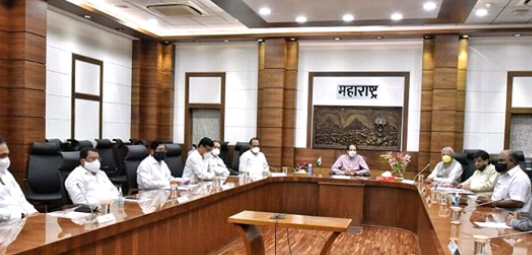 मराठा समाजाच्या न्याय हक्कासाठी सरकार मागे हटणार नाही- मुख्यमंत्री