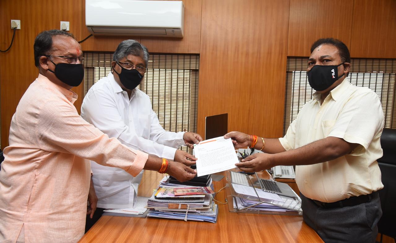 पुणे पदवीधर मतदार नोंदणीतील त्रुटी दूर करा ; चंद्रकांत पाटील यांची  मागणी