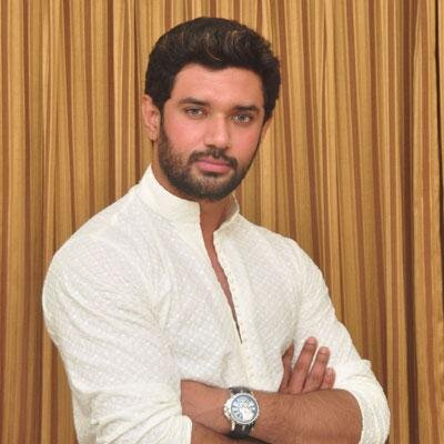 केवळ एक जागा मिळूनही चिराग पासवान आनंदात केवळ एक जागा मिळूनही चिराग पासवान आनंदात