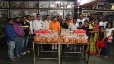 बाणेर नागरी सहकारी पतसंस्थेकडून बालनिकेतन आश्रमाला दिवाळी फराळ वाटप