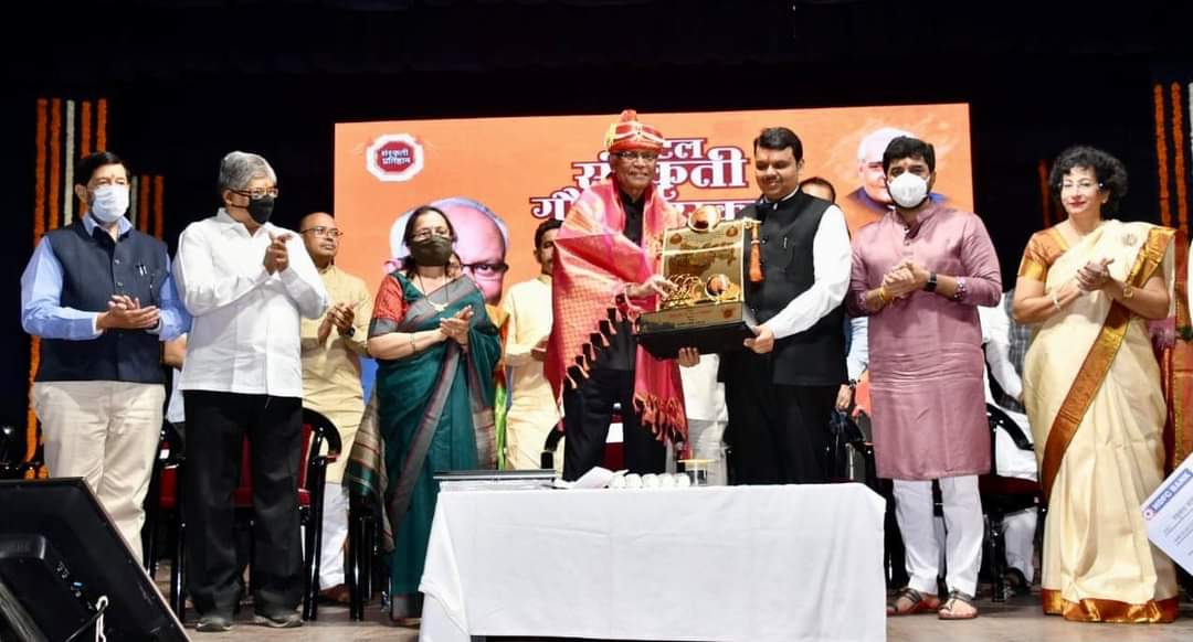 अटलजींनी जगाला भारताची नवी ओळख करून दिली. - देवेंद्र फडणवीस