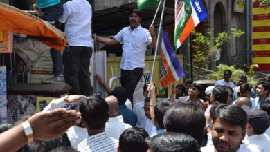 राजकीय आंदोलनातील सर्व खटले मागे घेण्याचा ठाकरे सरकारचा निर्णय