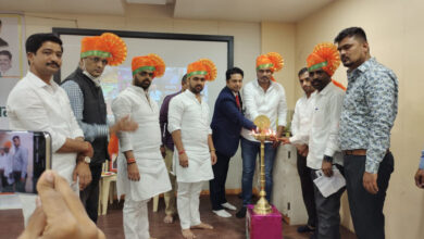 राजमाता जिजाऊ व स्वामी विवेकानंद जयंतीनिमित्त भाजयुमो कडून पुणे जिल्ह्यातील ३० युवकांचा सन्मान