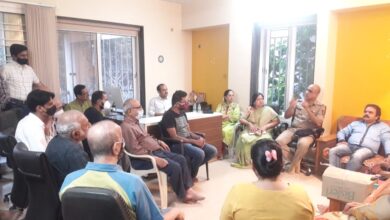 कर्वेनगर येथील युनायटेड वेस्टर्न सोसायटी परिसरातील नागरिकांच्या तक्रारींवर योग्य ती कार्यवाही करू : पोलीस निरीक्षक संतोष बर्गे