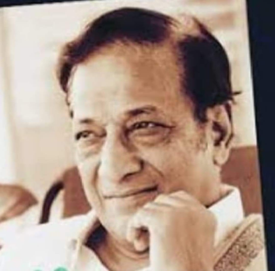 ज्येष्ठ अभिनेते श्रीकांत मोघे यांचे पुण्यात निधन