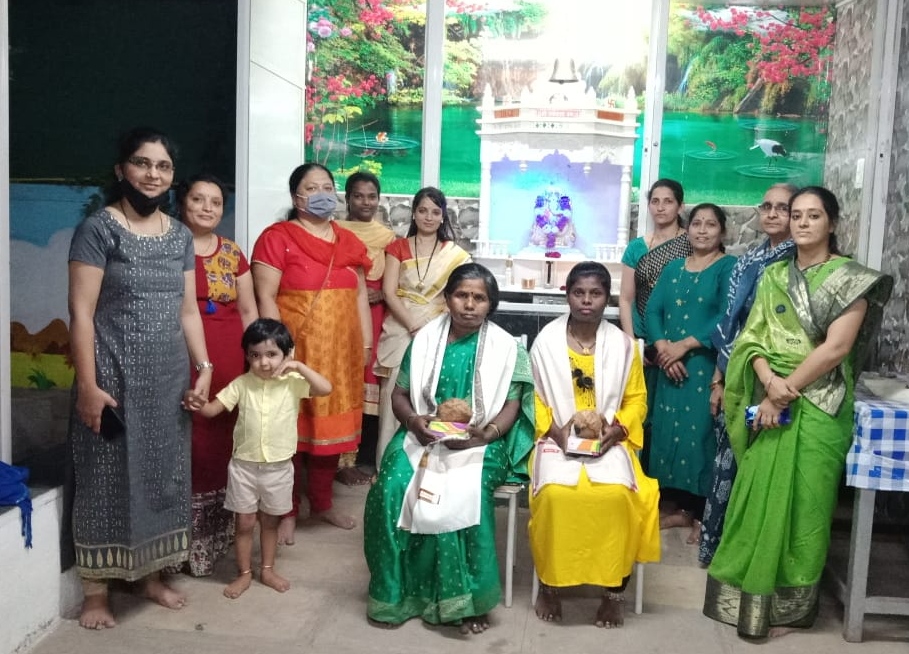 वारजेत महिला दिनानिमित्त महिलांनीच केला महिलांचा सन्मान