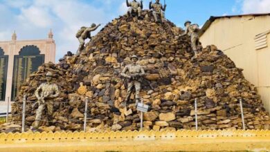 कोथरुड मध्ये होणाऱ्या एक्झिबिशन सेंटर मध्ये वॉर म्युझियमचा समावेश करण्याची अल्पना वरपे यांची महापौरांकडे मागणी..