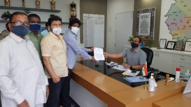 कोरोना प्रतिबंधक लसीचा तातडीने पुरवठा करा अन्यथा आंदोलनाचा शिवसेनेचा पुन्हा इशारा                          