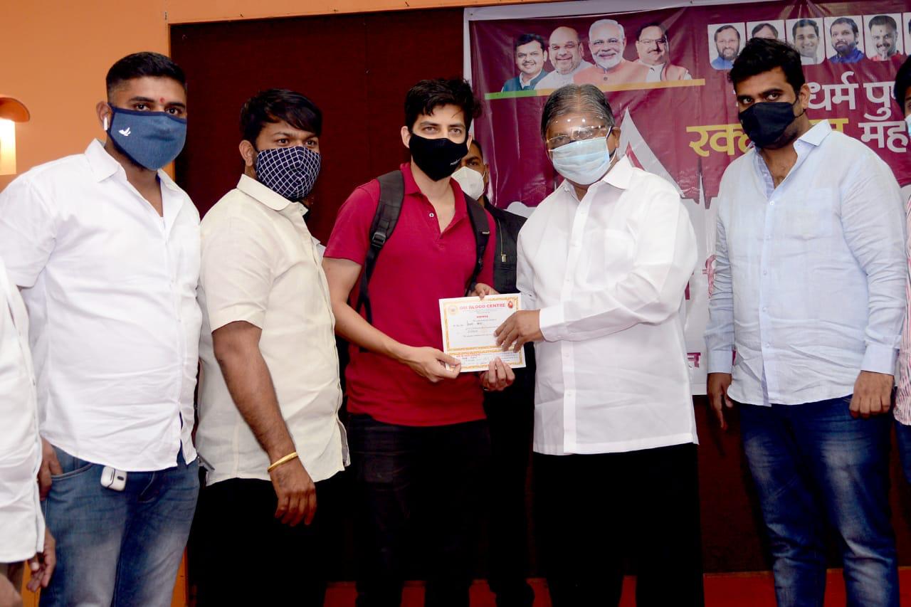 कोथरूड भाजपा युवा मोर्चाच्या वतीने आयोजित रक्तदान शिबिरात १२८ जणांचे रक्तदान..