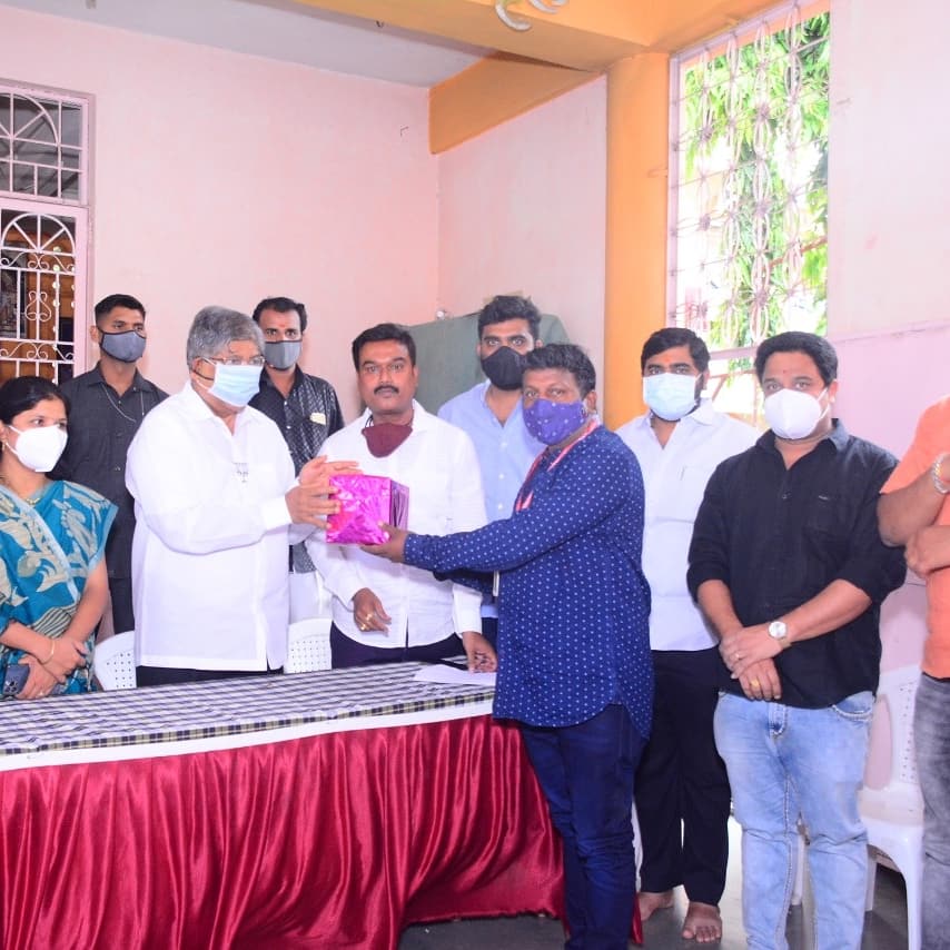 कोविड योद्ध्यांचा भाजप प्रदेशाध्यक्ष  चंद्रकांत पाटील यांच्या हस्ते सत्कार