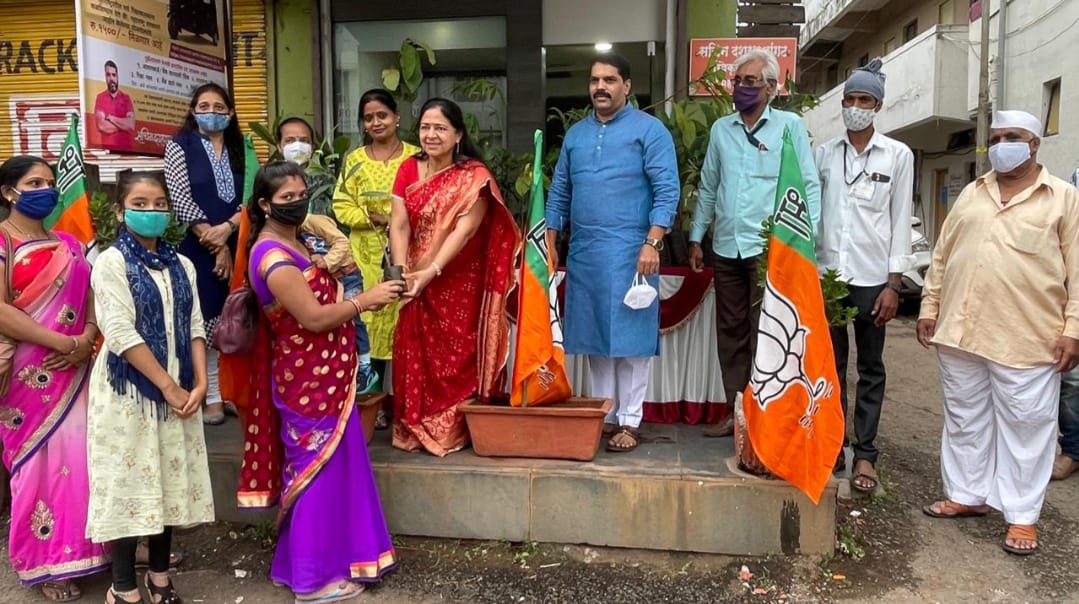 चंद्रकांत पाटील यांच्या वाढदिवसानिमित्त सचिन दांगट यांच्या वतीने वारजेत विविध उपक्रमांचे आयोजन..