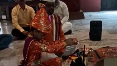 लाल महालात छत्रपती शिवरायांच्या वेशभूषेतील बाल कलाकाराच्या हस्ते दुधाने शिव राज्याभिषेक सोहळा व्हिडिओसह बातमी…