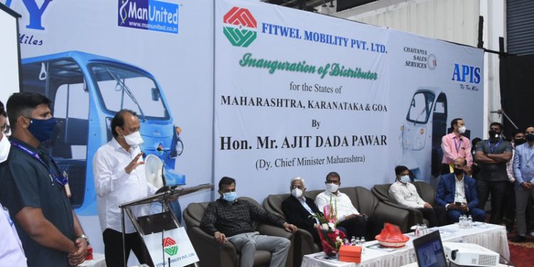 इलेक्ट्रिक गाड्यांना प्रोत्साहन व प्राधान्य देण्याची राज्य सरकारची भूमिका : अजित पवार