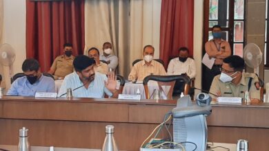 कर्नाटक फॉर्म्युला वापरा व कॉलेजच्या विद्यार्थ्यांना प्राधान्याने लस द्या. - आमदार शिरोळे यांची सूचना
