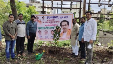 मुख्यमंत्री उध्दव ठाकरे यांच्या वाढदिवसानिमित्त कोथरुड मध्ये ६१ झाडांचे वृक्षारोपण..
