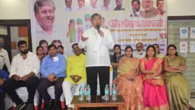 कोथरूडमधील कोविड योद्धयांचा चंद्रकांत पाटील यांच्या हस्ते सत्कार