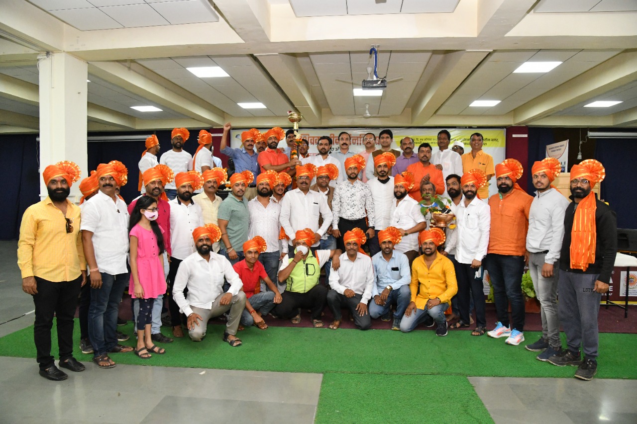 ३० मावळे आग्रा ते राजगड शिवज्योत घेऊन धावणार ; मोहिमेतील सर्वांचा किरण दगडे पाटील यांच्याकडून सन्मान..