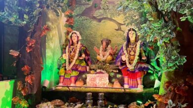 एरंडवणेतील गणेशोत्सव मंडळांनी एकत्र येत गौरी सजावट स्पर्धेचा अभिनव उपक्रम राबविला.