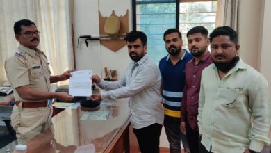 शरद पवारांवर आक्षेपार्ह भाषेत टीका करणाऱ्या तुषार भोसलेंवर गुन्हा दाखल करा राष्ट्रवादी युवकची अटकेची मागणी