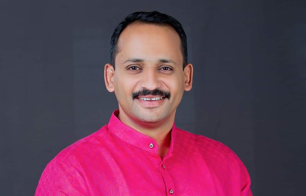 यशवंतराव चव्हाण सह्याद्री युवक पुरस्कारासाठी निवड म्हणजे, दहा वर्षांच्या अविरत समाजकारणाची फलश्रुती : स्वप्नील दुधाने