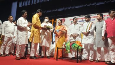 क्रांतीगुरु लहुजी वस्ताद साळवे स्मारक समितीच्या कामासंदर्भात डॉ. नीलम गोऱ्हे यांचे अधिकाऱ्यांना निर्देश