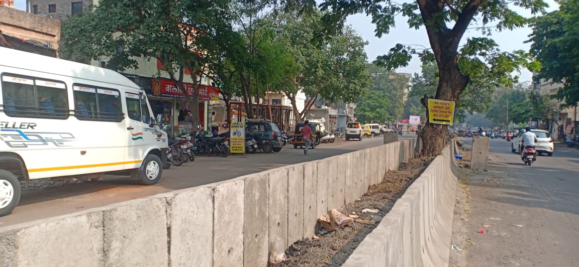 आशिष गार्डन चौक ते गुरुगणेशनगर डीपी रस्ता वाहतुकीसाठी खुला करावा ; वाहतूक विभागाकडे अल्पना वरपे यांची मागणी..