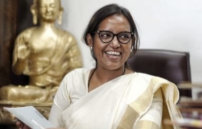 राज्य परीक्षा परिषदेचे आयुक्त तुकाराम सुपे निलंबित – वर्षा गायकवाड