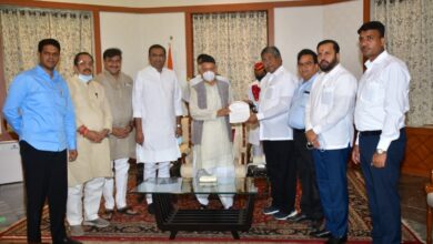 शपथेचा भंग केल्यामुळे मविआचे मंत्रिमंडळ बरखास्त करा-भाजपा प्रदेशाध्यक्ष चंद्रकांत पाटील यांची राज्यपालांकडे मागणी