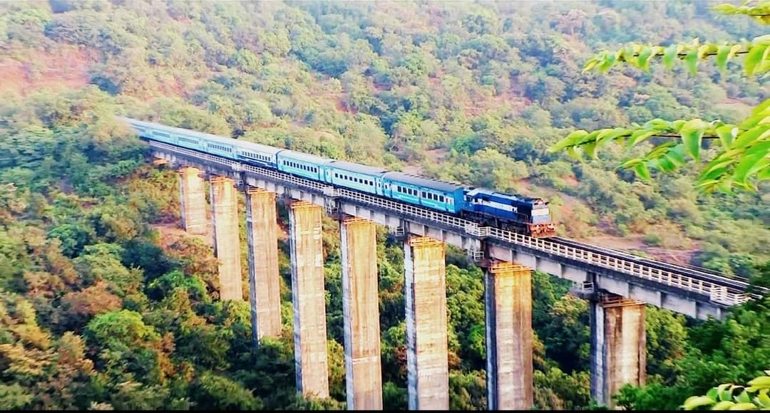 कोकण रेल्वेच्या सहा गाड्या काही काळासाठी रद्द