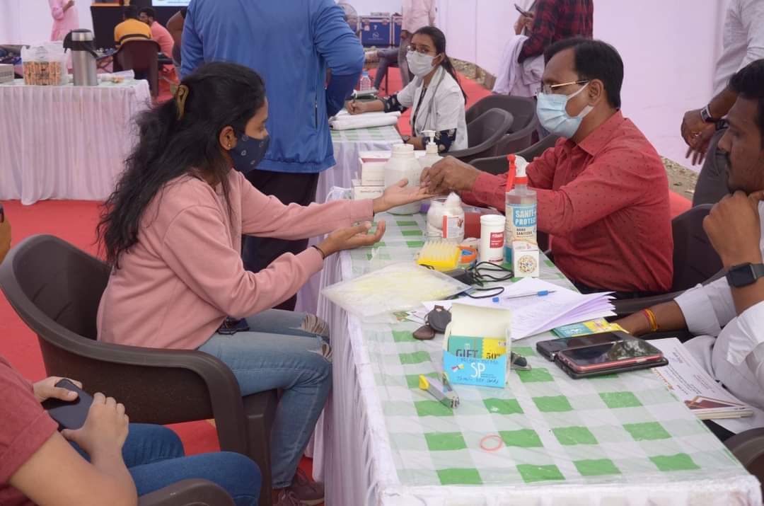 पर्यावरणासाठी आपण एकत्र लढूया ; वाढदिवसानिमित्त स्वप्नील दुधाने यांनी केलेल्या आवाहनाला नागरिकांचा प्रतिसाद.. Fb img 1646897907461 1