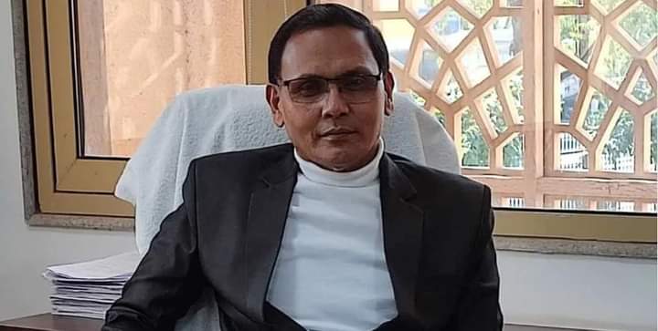 मुस्लिमांच्या कत्तलींवरही चित्रपट बनवा; ias अधिकाऱ्याचे ट्विट, सरकारने बजावली कारणे दाखवा नोटीस