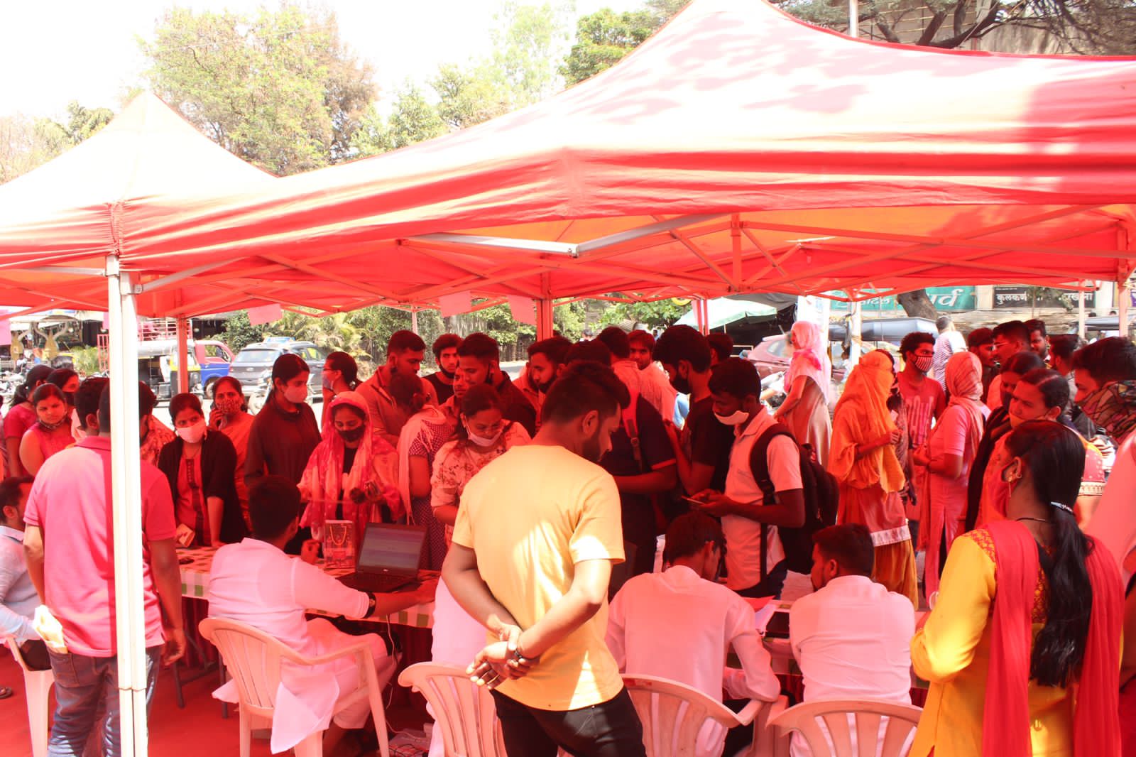 कोथरुडमध्ये ९९ रुपयांमध्ये वाहन चालविण्याचे लर्निंग लायसन्स ; शिवजयंतीनिमित्त शिवगर्जना प्रतिष्ठानचा उपक्रम..