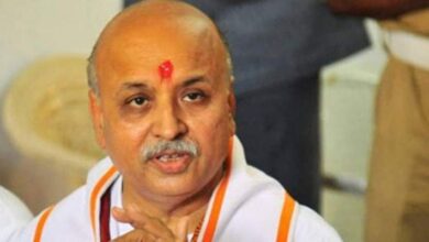 आधी भाजपशासित राज्यातील ‘भोंगे’ उतरवा : प्रवीण तोगडिया
