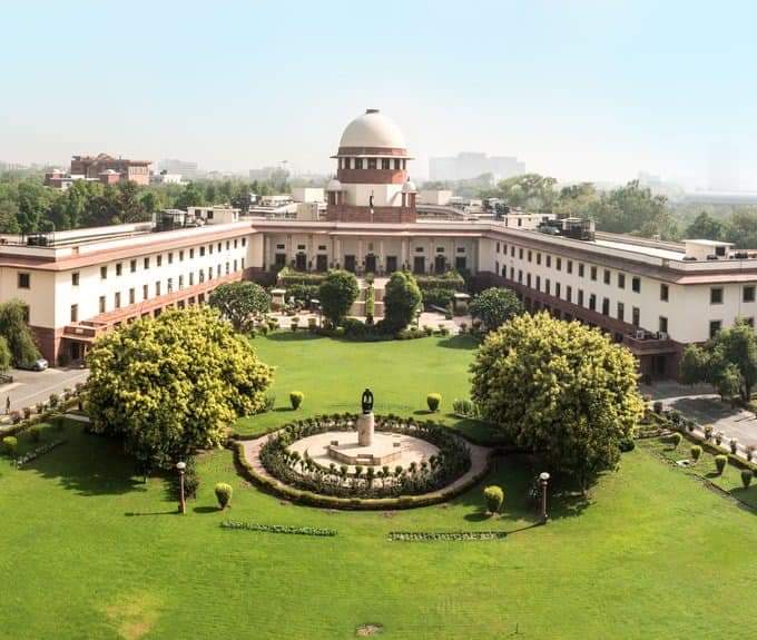 महापालिका, जिल्हा परिषद निवडणुकीसाठी निवडणूक आयोग सज्ज ; सर्वोच्च न्यायालयात शपथपत्र दाखल महापालिका, जिल्हा परिषद निवडणुकीसाठी निवडणूक आयोग सज्ज ; सर्वोच्च न्यायालयात शपथपत्र दाखल