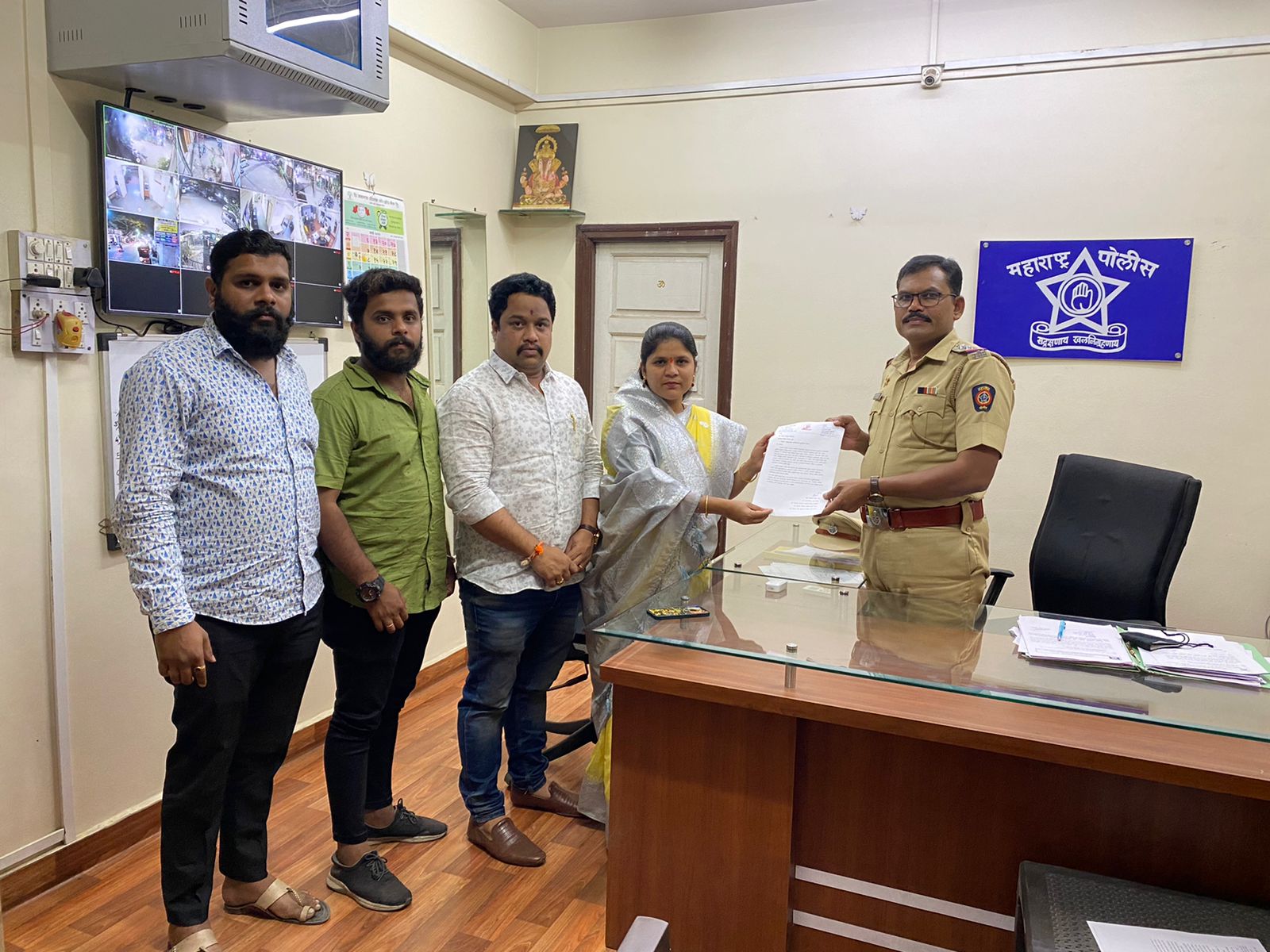 कोथरूड पोलिसांनी नागरिकांच्या सुरक्षेसाठी उपाययोजना कराव्यात ; अल्पना वरपे यांची मागणी..