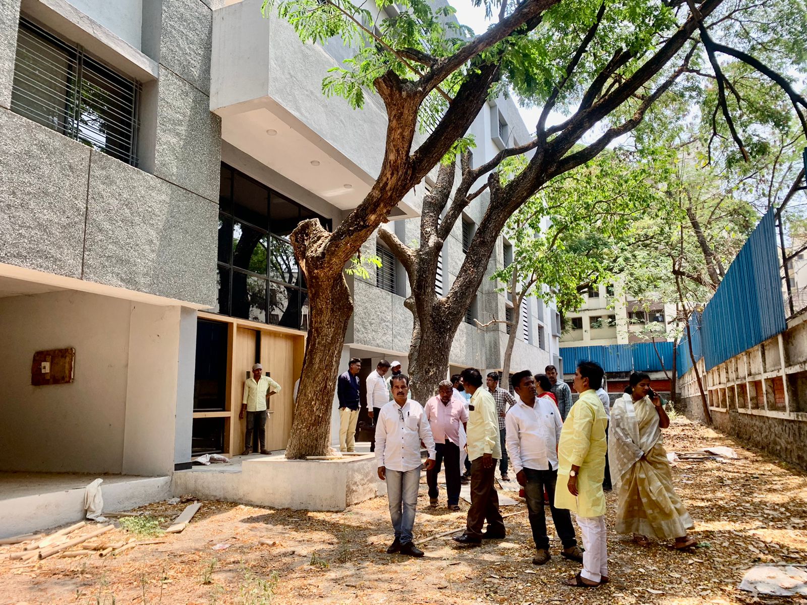 सावित्रीबाई फुले विद्यापीठात मुक्ता साळवे यांच्या नावाने होणाऱ्या वसतिगृहाची मातंग समाजाच्या शिष्टमंडळाने केली पाहणी.. Img 20220405 wa0198