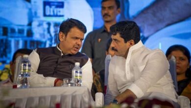 मुरलीधर मोहोळ यांना मोठी संधी देण्याचे देवेंद्र फडणवीस यांचे संकेत