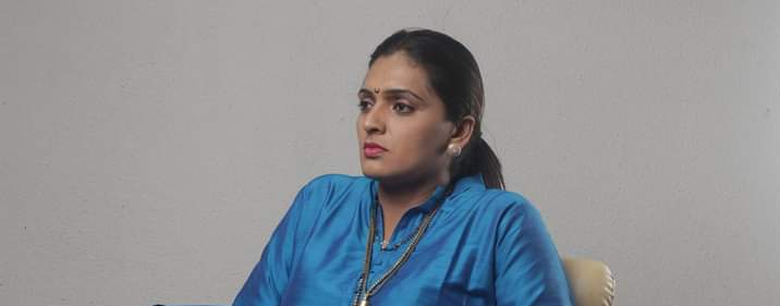 रुपाली पाटील-ठोंबरेंची बदनामी केल्याप्रकरणी मनसेच्या 16 पदाधिकाऱ्यांविरोधात गुन्हा दाखल